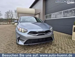 Lunarsilber metallic lunarsilber metallic Neu 2025 Kia Ceed Vision Limousine | 23.650 € (Fairer Preis)