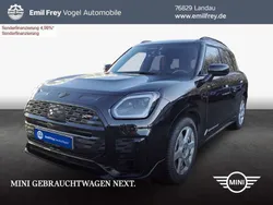 Midnight black metallic Gebraucht 2024 Mini John Cooper Works Countryman SUV | 47.990 € (Guter Preis)