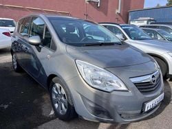 Muskatgrau/muskat braun Gebraucht 2013 Opel Meriva Active Van / Kleinbus | 4.999 € (Guter Preis)