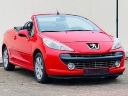 Rot Gebraucht 2008 Peugeot 207 CC Sport Cabrio | 1.999 € (Guter Preis)