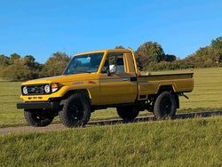 Gelb Gebraucht 2001 Toyota Land Cruiser SUV | 57.900 €