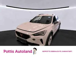 Weiss Gebraucht 2023 Cupra Formentor SUV | 23.977 € (Guter Preis)