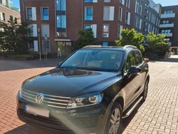 Blau Gebraucht 2015 VW Touareg Exclusive SUV | 23.200 € (Fairer Preis)