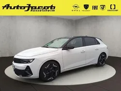 Weiss Gebraucht 2023 Opel Astra GSe Limousine | 26.950 € (Fairer Preis)