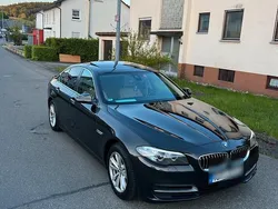 Braun Gebraucht 2016 BMW 520 Limousine | 14.350 € (Fairer Preis)