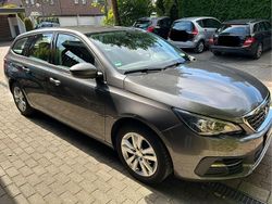 Grau Gebraucht 2019 Peugeot 308 Style Kombi | 10.800 € (Fairer Preis)