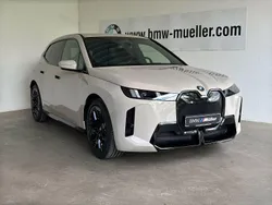 Grau Neu 2025 BMW iX M Sport SUV | 99.498 € (Guter Preis)