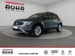 Indiumgrau metallic Gebraucht 2025 VW T-Roc Life SUV | 28.150 € (Guter Preis)