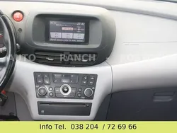 Silber Gebraucht 2004 Nissan Almera Tino Van / Kleinbus | 950 € (Superpreis)