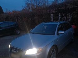 Silber Gebraucht 2005 Audi A4 Kombi | 3.000 € (Etwas zu teuer)