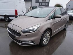 Grau Gebraucht 2016 Ford S-MAX Vignale Van / Kleinbus | 8.900 € (Superpreis)
