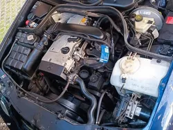 Blau Gebraucht 1998 Mercedes CLK200 Elegance Coupé | 1.999 €
