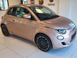Rot Gebraucht 2021 Fiat 500e La Prima Limousine | 18.000 € (Fairer Preis)