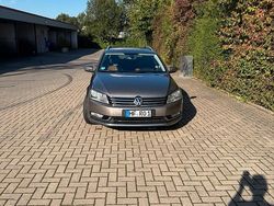 Braun Gebraucht 2011 VW Passat Kombi | 7.500 € (Etwas zu teuer)