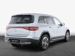 Grau Gebraucht 2024 Mercedes EQB350 Advanced SUV | 39.455 € (Teuer)