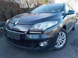Grau Gebraucht 2013 Renault Mégane III Limousine | 4.350 € (Fairer Preis)