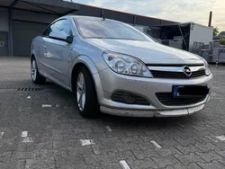 Silber Gebraucht 2008 Opel Astra Cabriolet Cabrio | 2.650 € (Guter Preis)