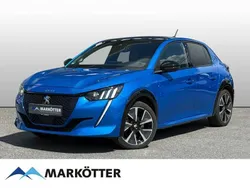 Blau Gebraucht 2021 Peugeot e-208 GT Kleinwagen | 18.350 € (Fairer Preis)