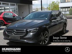 Obsidianschwarz metallic Gebraucht 2022 Mercedes E300 Avantgarde Kombi | 34.690 € (Etwas zu teuer)