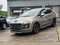 Grau Gebraucht 2011 Peugeot 3008 Platinum Limousine | 2.999 € (Superpreis)