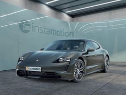 Grau Gebraucht 2023 Porsche Taycan Turbo Limousine | 102.399 € (Fairer Preis)