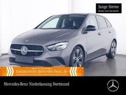 Grau Gebraucht 2024 Mercedes B220 Advanced Van / Kleinbus | 34.990 € (Superpreis)