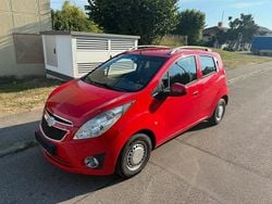 Rot Gebraucht 2010 Chevrolet Spark Kleinwagen | 2.399 €