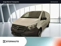 Weiß Gebraucht 2023 Mercedes Vito Van / Kleinbus | 27.906 € (Guter Preis)