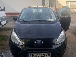 Schwarz Gebraucht 2011 Ford Ka Ambiente Kleinwagen | 2.600 € (Fairer Preis)