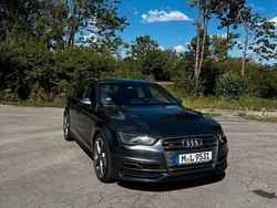 Grau Gebraucht 2014 Audi S3 Design Limousine | 19.750 € (Guter Preis)