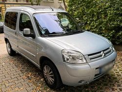 Grau Gebraucht 2005 Citroën Berlingo Van / Kleinbus | 3.150 € (Fairer Preis)