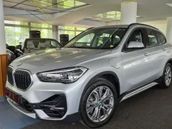 Glaciersilber metallic Gebraucht 2021 BMW X1 Sport Line SUV | 28.990 € (Fairer Preis)