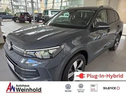 Grau Neu 2025 VW Tiguan Life SUV | 48.290 € (Superpreis)