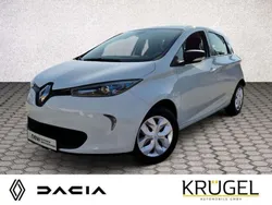 Arktisweiß Gebraucht 2018 Renault Zoe Life Kleinwagen | 9.999 €