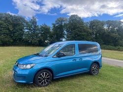 Blau Gebraucht 2021 VW Caddy Basis Van / Kleinbus | 19.690 € (Guter Preis)