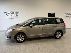Beige Gebraucht 2014 Peugeot 5008 Allure Van / Kleinbus | 2.600 €