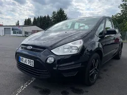 Schwarz Gebraucht 2012 Ford S-MAX Champions Edition Van / Kleinbus | 4.890 € (Superpreis)