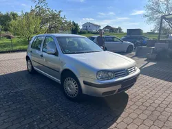Silber Gebraucht 2002 VW Golf IV Basis Kleinwagen | 1.500 € (Fairer Preis)