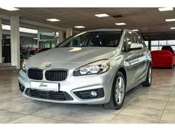 Glaciersilber metallic Gebraucht 2017 BMW 218 Advantage Van / Kleinbus | 12.990 € (Fairer Preis)