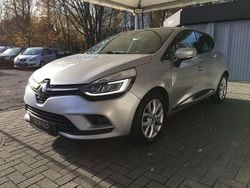 Silber Gebraucht 2017 Renault Clio IV Intens Kleinwagen | 9.980 € (Fairer Preis)