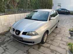 Silber Gebraucht 2003 Seat Ibiza Kleinwagen | 2.900 € (Fairer Preis)