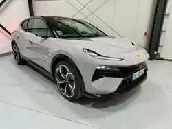 Grau Gebraucht 2023 Lotus Eletre SUV | 114.889 € (Teuer)