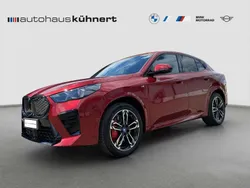 Dragon fire rot metallic Neu 2025 BMW iX2 M Sport SUV | 64.155 € (Teuer)