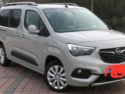 Beige Gebraucht 2018 Opel Combo Innovation Van / Kleinbus | 13.699 € (Guter Preis)