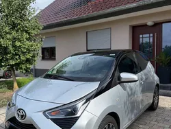 Silber Gebraucht 2019 Toyota Aygo X-clusiv Kleinwagen | 8.490 € (Fairer Preis)