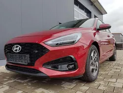 Cypress green Neu 2025 Hyundai i30 GO! Limousine | 20.579 € (Guter Preis)