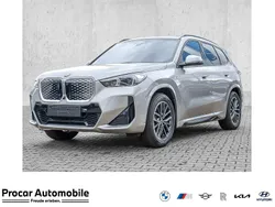 Silber Neu 2025 BMW iX1 M Sport SUV | 55.999 € (Fairer Preis)