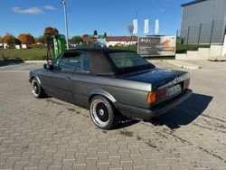 Grau Gebraucht 1989 BMW 320 Cabriolet Cabrio | 12.900 €