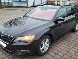 Schwarz Gebraucht 2018 Skoda Superb Kombi | 13.999 € (Superpreis)