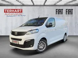 Weiss Gebraucht 2023 Fiat Scudo Comfort Van / Kleinbus | 23.785 € (Fairer Preis)